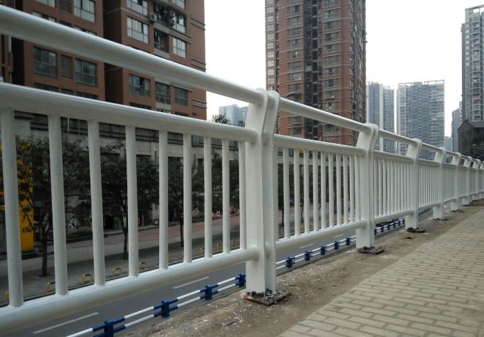 廣東護(hù)欄,東莞護(hù)欄,圍墻護(hù)欄,陽(yáng)臺(tái)護(hù)欄,安全防護(hù)欄
